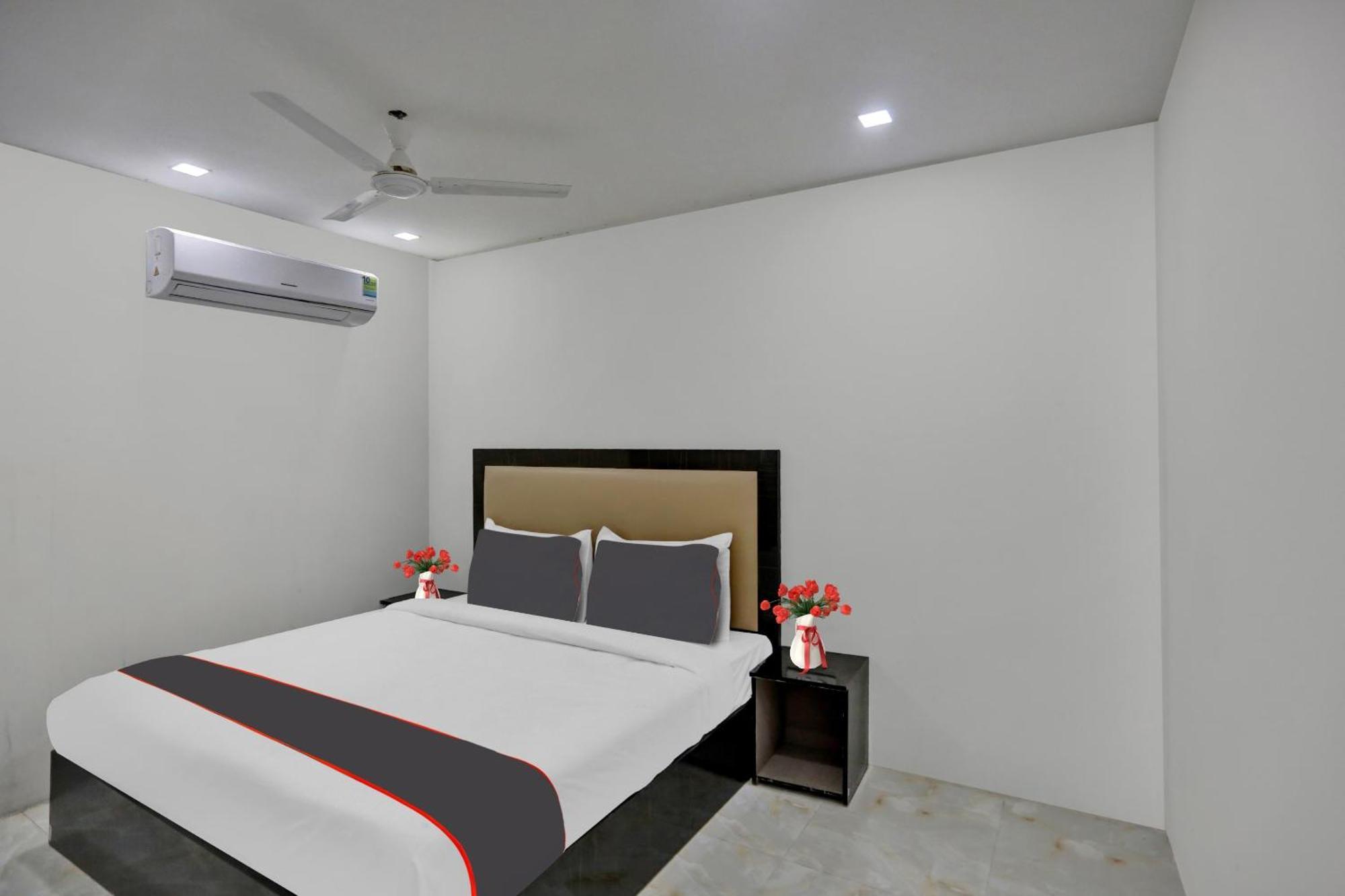 Super Townhouse The Arrow Near Lotus Temple Hotel New Delhi Luaran gambar